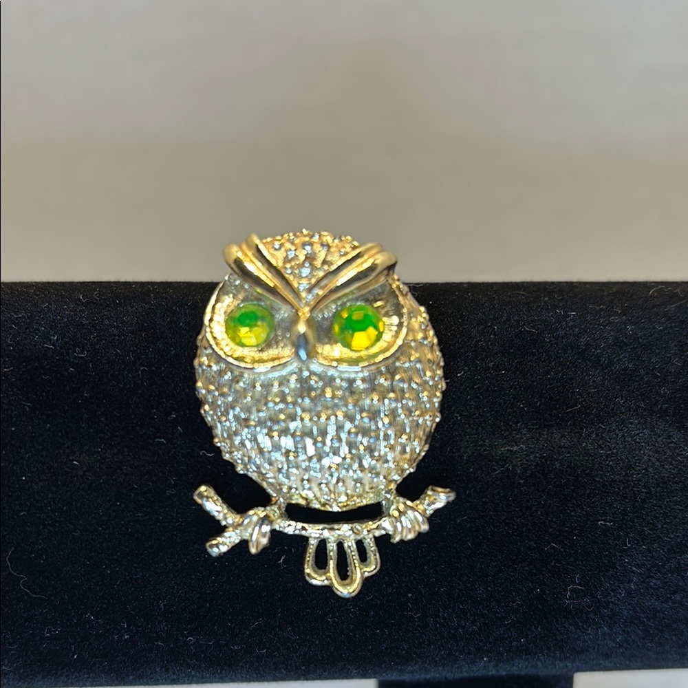Vintage Sarah Coventry Owl Brooch Pin with Green Gemstone Eyes & Gold Accents